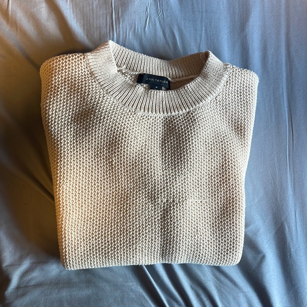 Short sleeve Ann Taylor Sweater